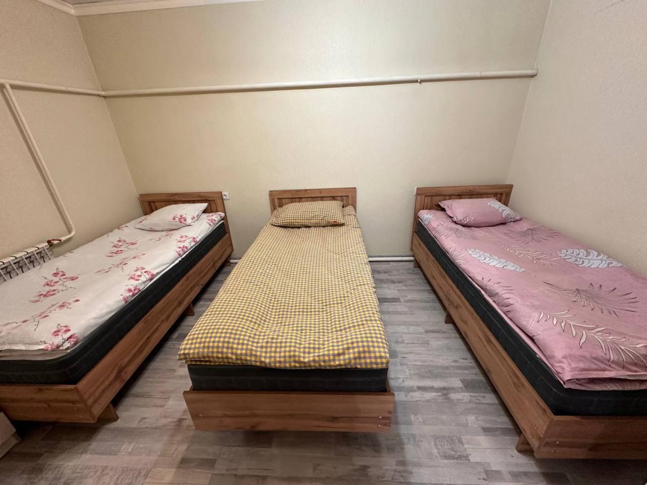 Bed and Breakfast Pamko Naryn Esterno foto